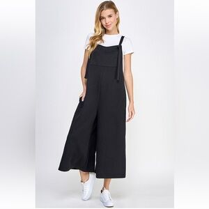 282. Quilted scuba cropped wide leg overall in black